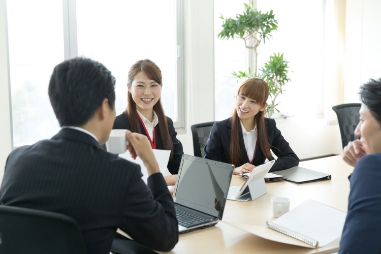 オウンドメディア運用はどうやって始める?問題対処法、おすすめツールまで解説